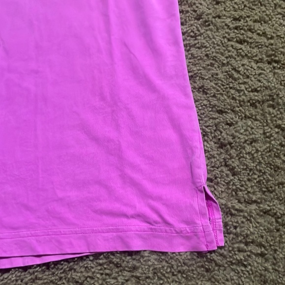 Ladies Pink Victoria Secret short sleeve pocket t-shirt with dog on back Sz XS - Picture 2 of 9